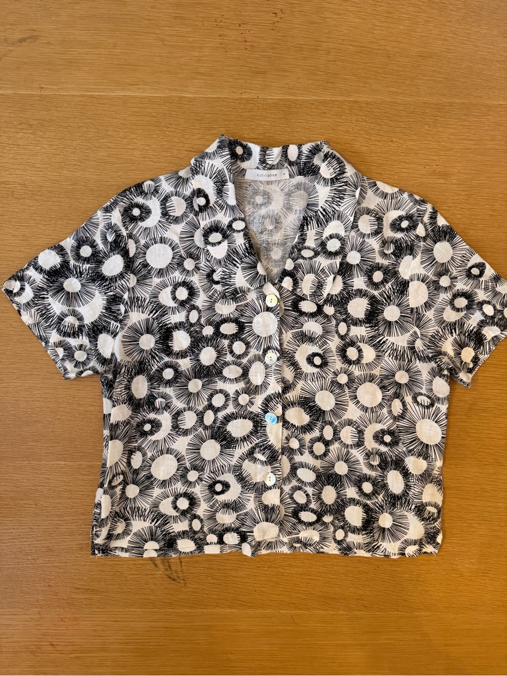 Cut Loose Linen Short Sleeve Abalone Button Down Top Boxy Minimalist Artsy Sz S